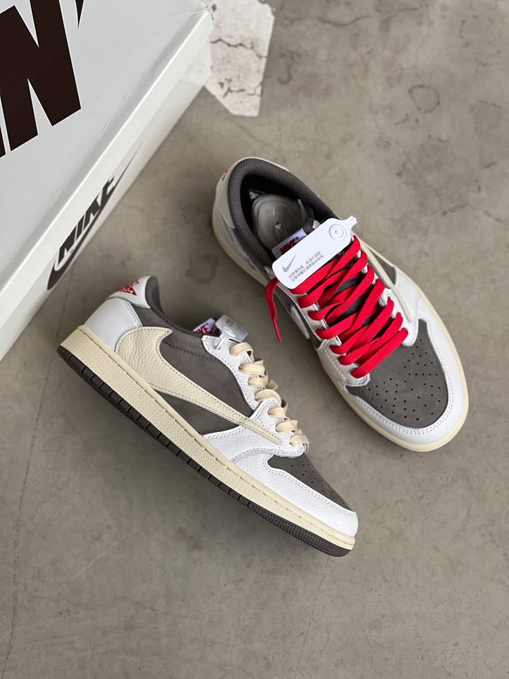 Air Jordan 1 Low em composição de encomenda
